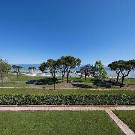 I Mosaici Apartments By Wonderful Italy Sirmione Exterior photo