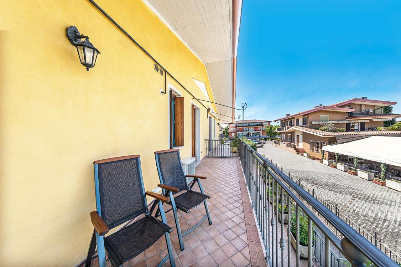I Mosaici Apartments By Wonderful Italy Sirmione Exterior photo