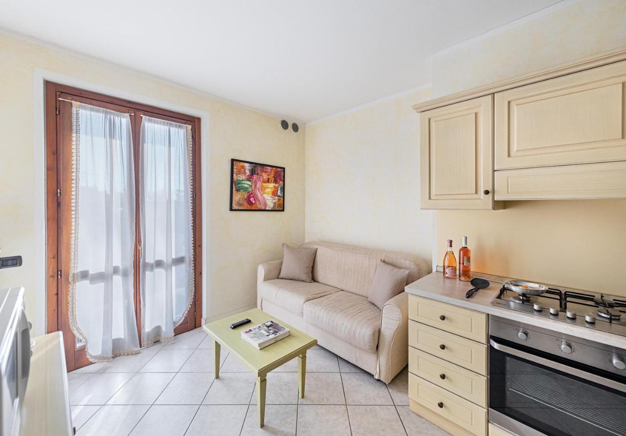 I Mosaici Apartments By Wonderful Italy Sirmione Exterior photo